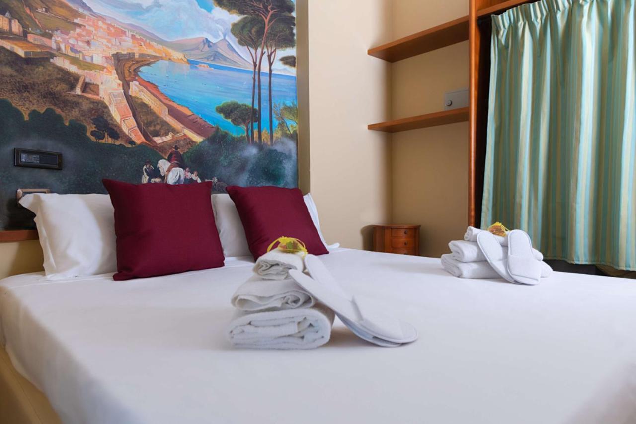 Hotel Suite Ares Napoli Eksteriør billede